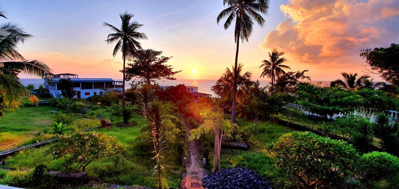 Al Camar Lodge Ndzaouze ภายนอก รูปภาพ